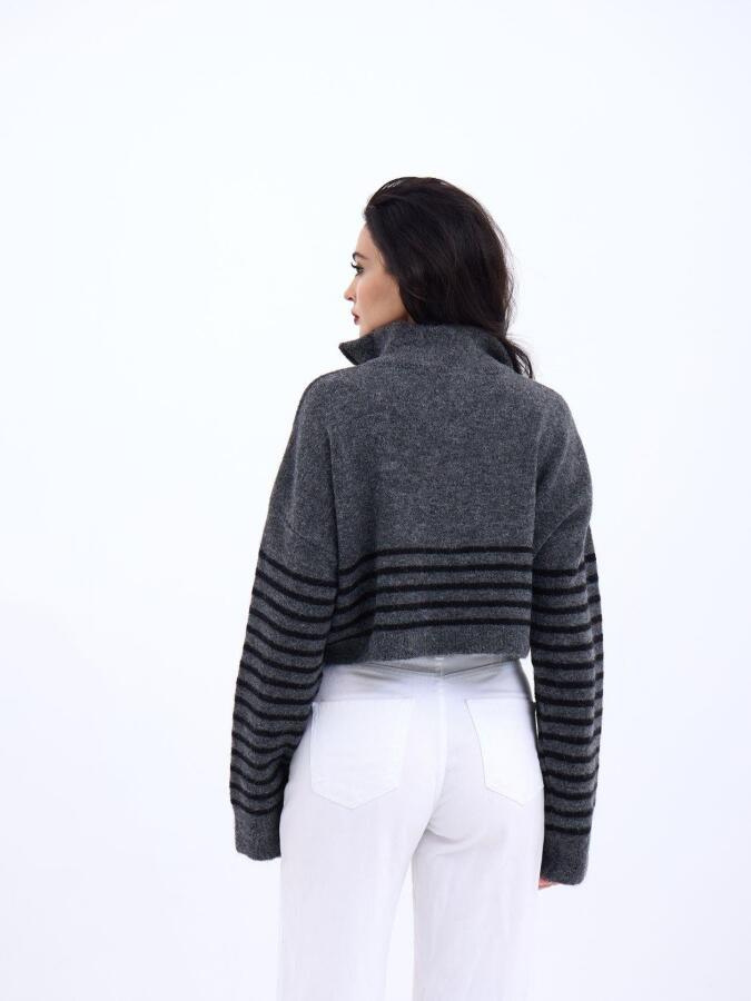 43311 TRİKO ÇİZGİLİ FERMUARLI CROP-ANTRASİT-SİYAH - 4