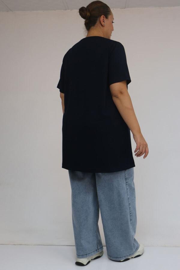 58508 Büyük Beden Yakası Biyeli Modal Tişört - Lacivert - 3
