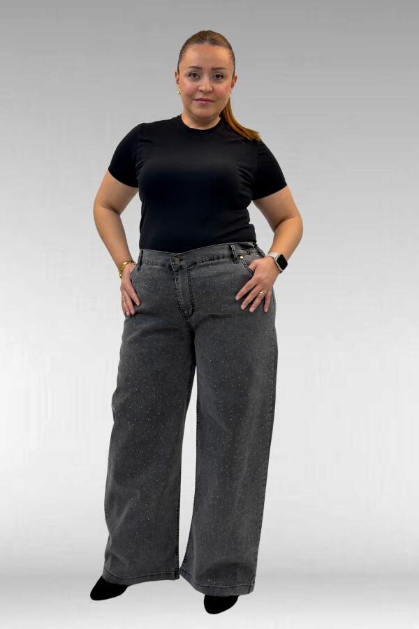 59037 Büyük Beden Önü Taşlı Bol Paça Kot Pantolon - Antrasit - 1