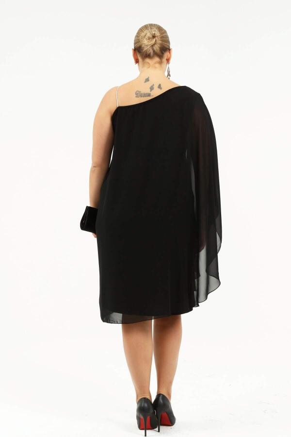 60 Bedene Kadar Askılı Tek Omuz Şifon Abiye Elbise Siyah KL6060Z - 7