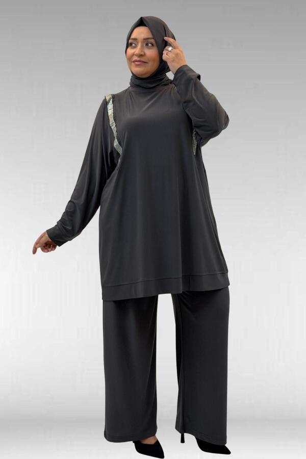 67022 Büyük Beden Omzu Taş Detaylı Sandy Pantolonlu Takım - Antrasit - 3