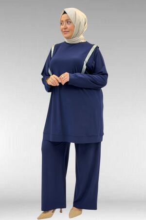67022 Büyük Beden Omzu Taş Detaylı Sandy Pantolonlu Takım - Lacivert - 