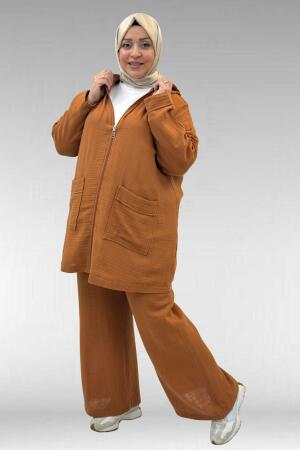 67035 Büyük Beden Kapşonlu Fermuarlı Müslin Pantolonlu Takım - Tarçın - 2