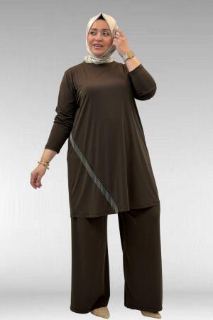 67043 Büyük Beden Püskül Detaylı Sandy Pantolonlu Takım - Kahve - 