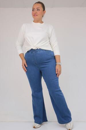 9137-18 Büyük Beden Beli Lastikli İspanyol Paça Kot Pantolon - Mavi - 1