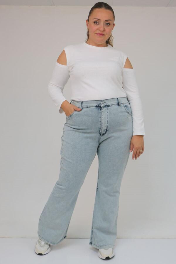 9204-1 Büyük Beden Kemerli Taş Detaylı Kot Pantolon - Kar Yıkama Buz Mavi - 1