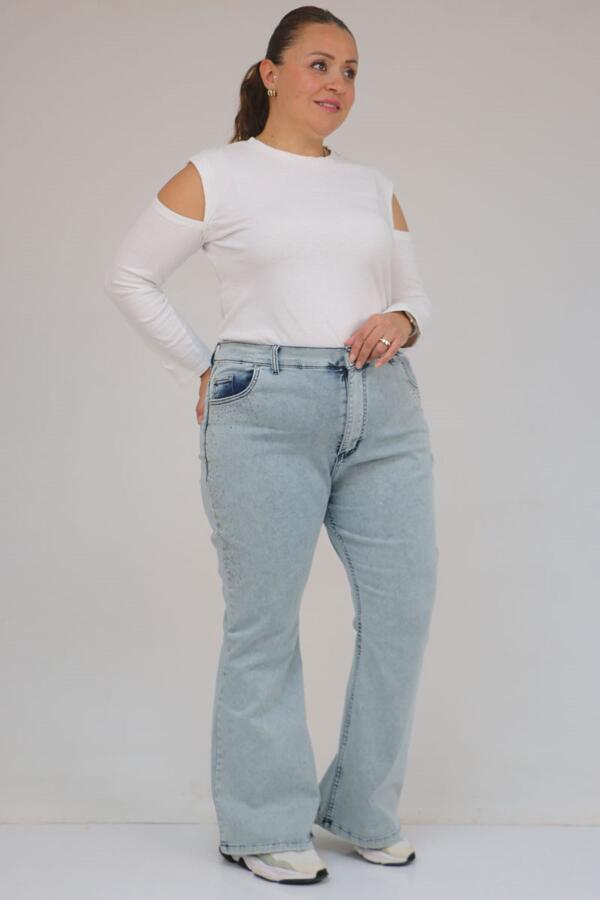 9204-1 Büyük Beden Kemerli Taş Detaylı Kot Pantolon - Kar Yıkama Buz Mavi - 2
