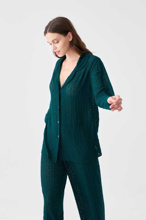 Kadın Zümrüt Yeşili Önden Düğmeli Rahat Kesim Pijama Takımı - 4