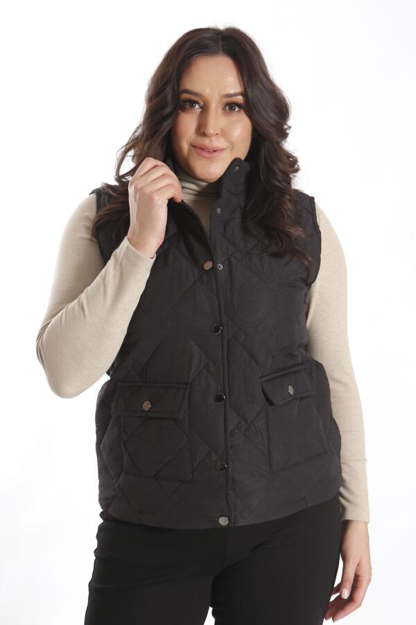 Büyük Çıt Çıt Düğmeli Kapitone Siyah Yelek - 7