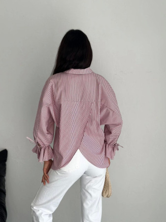 Arkası Asimetrik Yırtmaç Kesim Detaylı Cizgili Bluz Gömlek - Bordo - 4