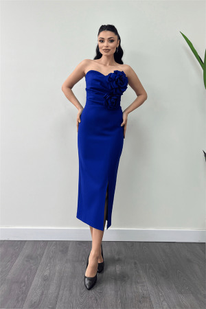 Atlas Kumaş Gül Detaylı Straplez Kalem Elbise - SAKS MAVİ - Angelino Moda