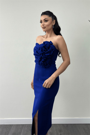 Atlas Kumaş Gül Detaylı Straplez Kalem Elbise - SAKS MAVİ - 4