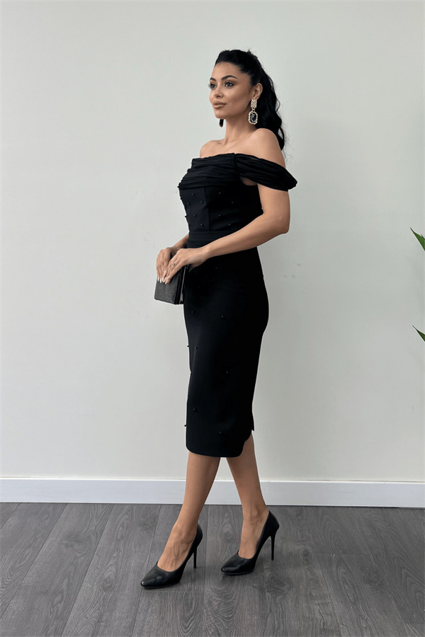 Atlas Kumaş İnci Detaylı Düşük Yaka Abiye Elbise - SİYAH - 2