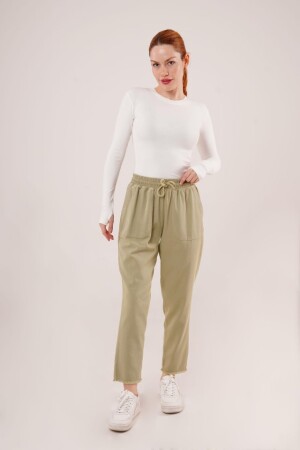 Bağlama Detaylı Cepli Yeşil Pantolon - 3