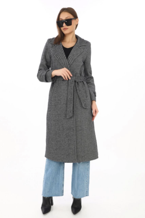 Balık Sırtı Kaşe Kaban – Uzun Boy Kruvaze Yaka Kuşaklı Astarlı Kışlık Tesettür Kaban, Yünlü Dokuma Kaşmir Kumaş, Cepli Rahat Oversize Kalıp Şık Modern Kaban Mont Modeli (Günlük Ve Özel Gün Kombinlerine Uygun) - Füme - 3