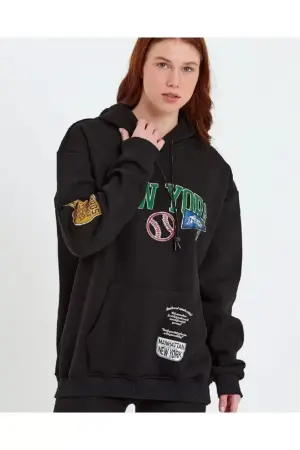 Baskılı Kapüşonlu Sweatshirt - Siyah - ANGELINO BuyukBedeniz (1)