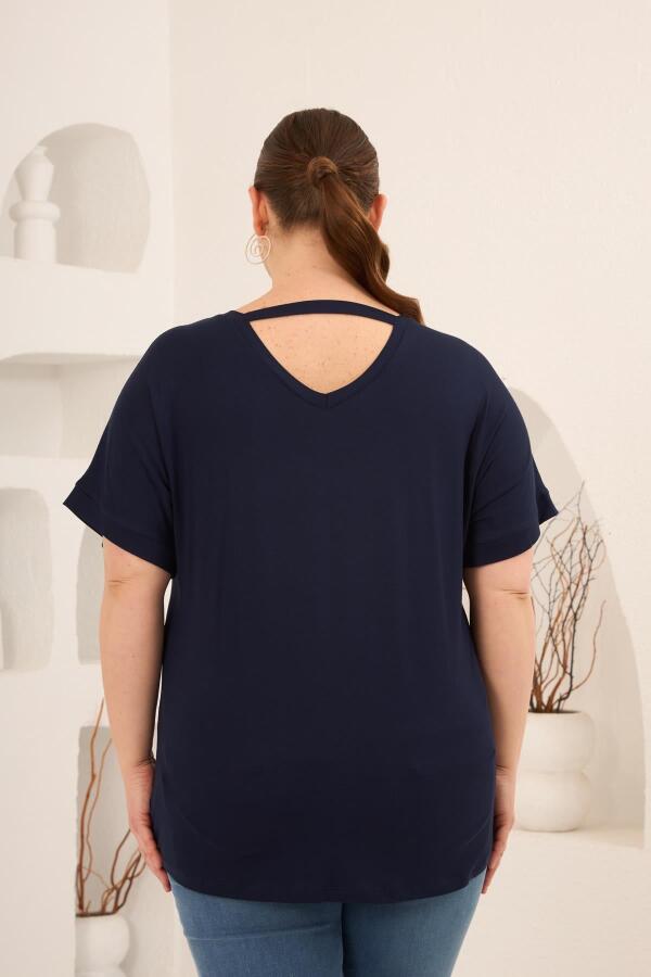 Baskılı Taş Detaylı Büyük Beden Tişört Lacivert - 2
