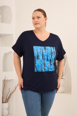 Baskılı Taş Detaylı Büyük Beden Tişört Lacivert - 4
