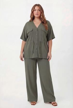 Bel Bağcık Detaylı V Yaka Kadın Büyük Beden Ceket Pantolon Takım Haki - RMG