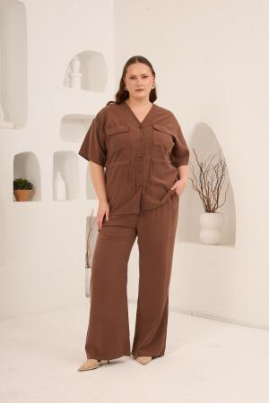 Bel Bağcık Detaylı V Yaka Kadın Büyük Beden Ceket Pantolon Takım Kahve - RMG