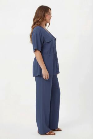 Bel Bağcık Detaylı V Yaka Kadın Büyük Beden Ceket Pantolon Takım Lacivert - 3