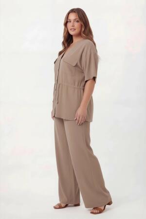 Bel Bağcık Detaylı V Yaka Kadın Büyük Beden Ceket Pantolon Takım Vizon - 3