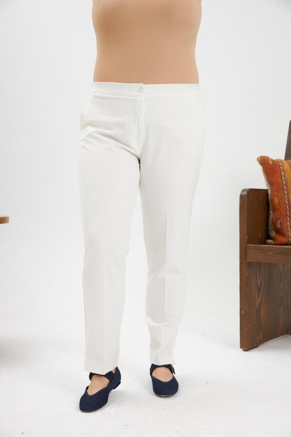 Bel Lastikli Paça Mini Yırtmaçlı Büyük Beden Ekru Kumaş Pantolon - 5