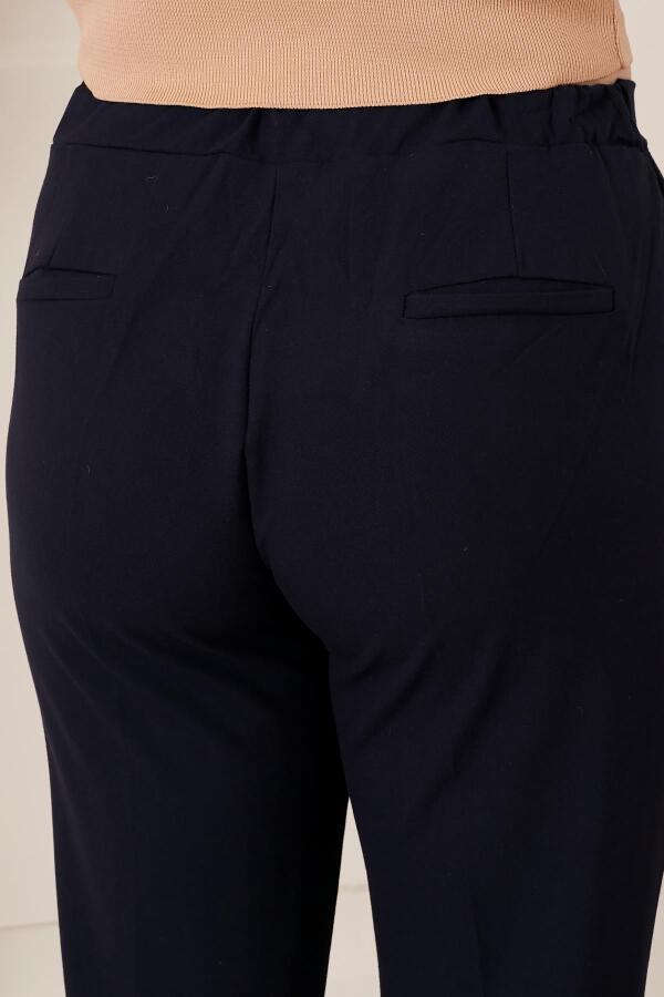 Bel Lastikli Paça Mini Yırtmaçlı Büyük Beden Lacivert Kumaş Pantolon - 5