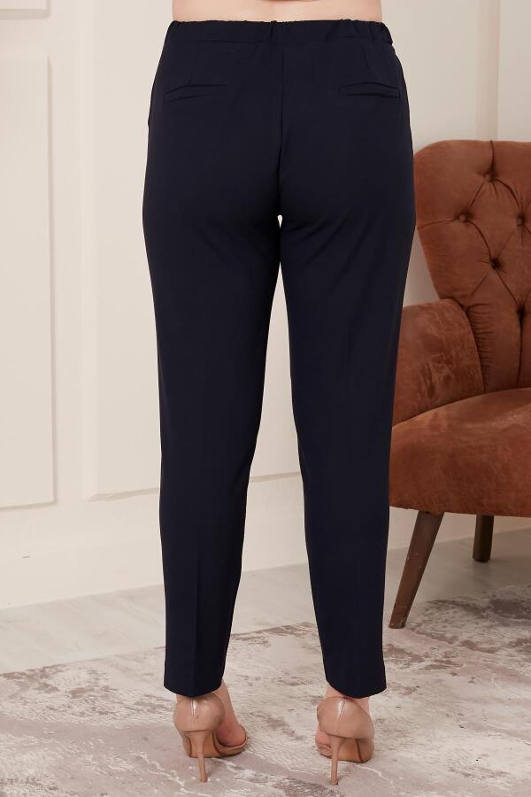 Bel Lastikli Paça Mini Yırtmaçlı Büyük Beden Lacivert Kumaş Pantolon - 7