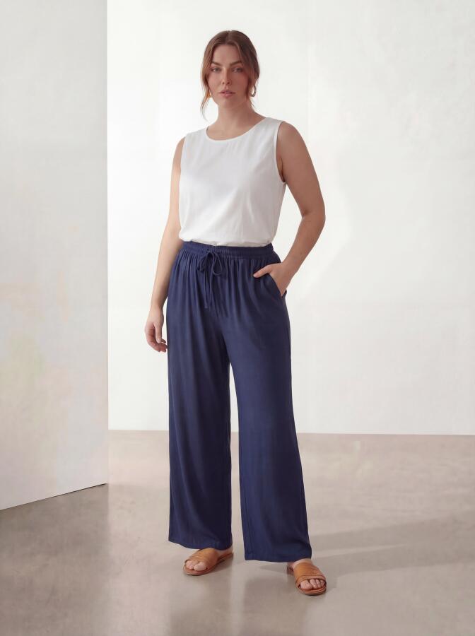 Beli Lastikli Bağcık Detaylı Kadın Büyük Beden Pantolon Lacivert - 3