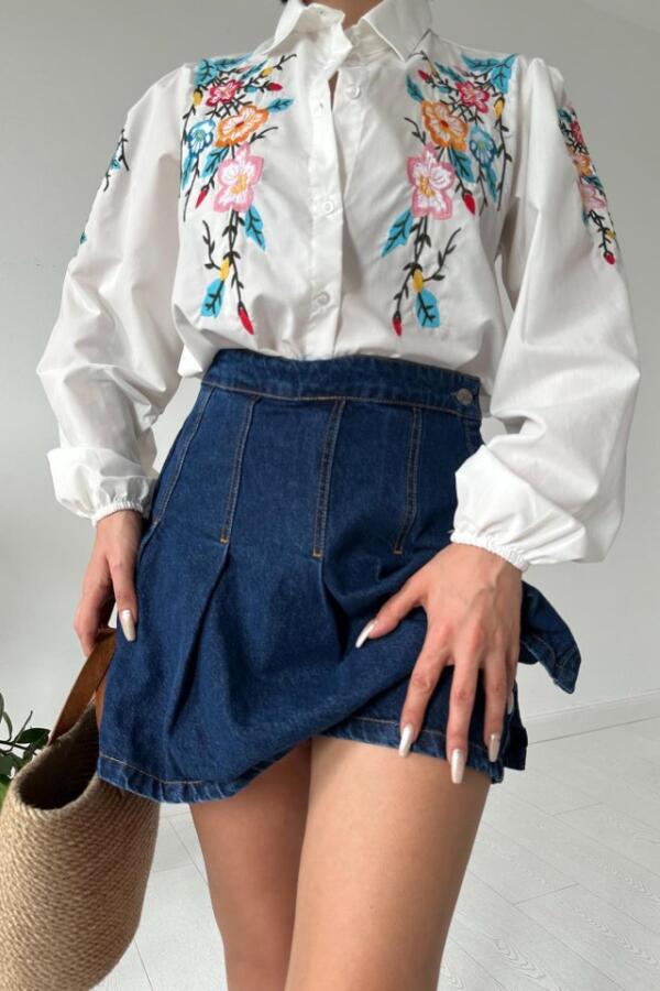 Beyaz Çiçek Nakışlı Gömlek - 3