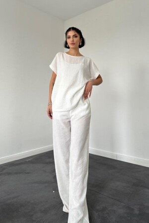 Beyaz T-Shirt Ve Pantolon Takım - 1