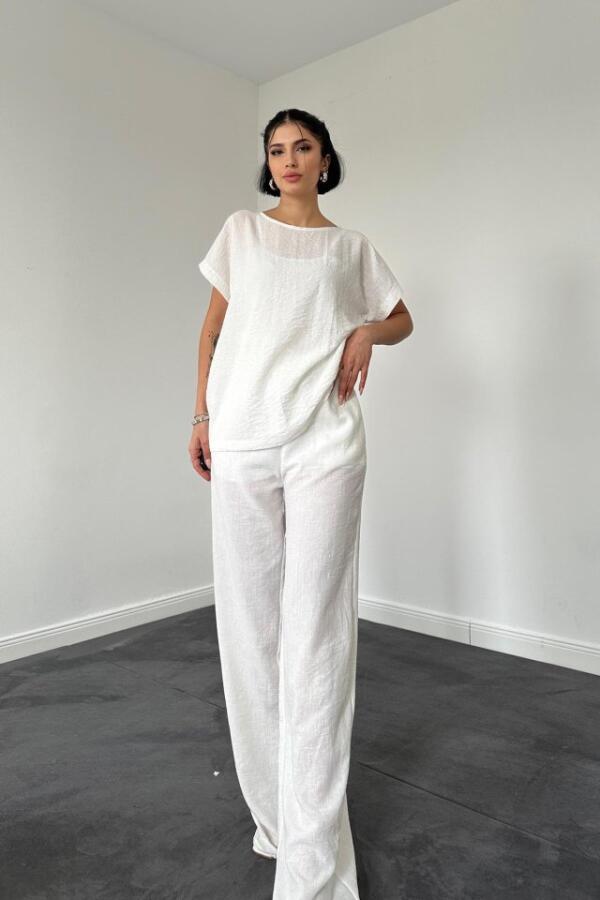 Beyaz T-Shirt Ve Pantolon Takım - 1
