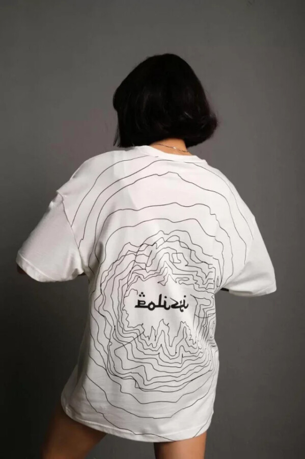Bisiklet Yakalı Sırt Baskılı Oversize T-Shirt - Beyaz - ANGELINO BuyukBedeniz