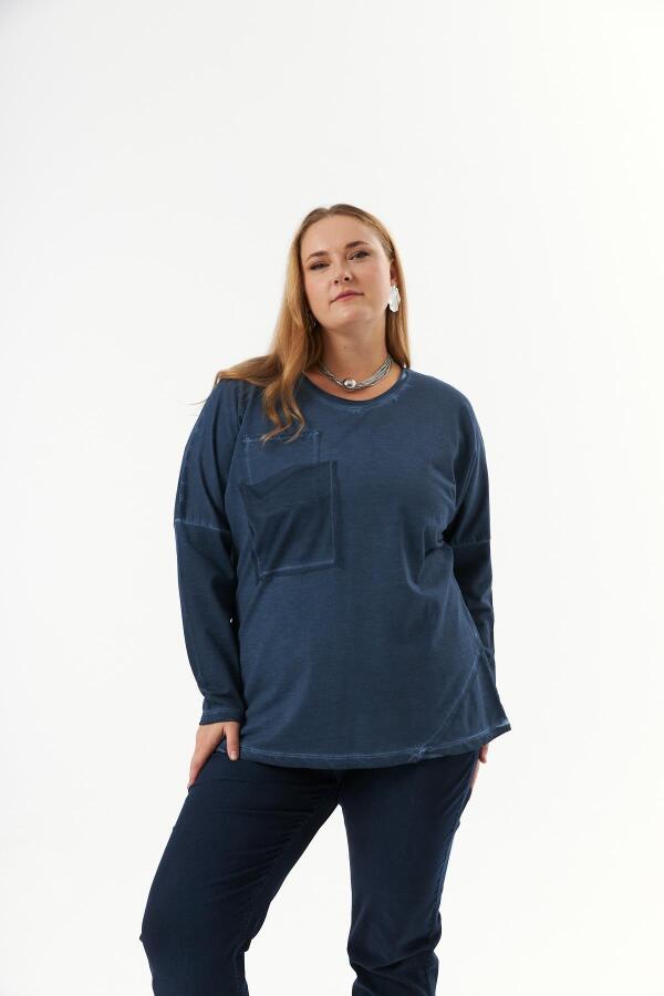 Büyük Beden Cep Detay Parça Boya Sweatshirt İndigo - 1