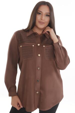 Büyük Beden Çıt Çıt Düğmeli Cep ve Omuz Lazer Kesim Detaylı Kahverengi Süet Gömlek - Angelino Moda
