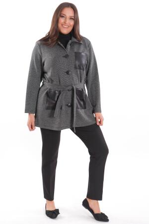 Büyük Beden Deri Cep Detaylı Kemerli Siyah Ceket - 7