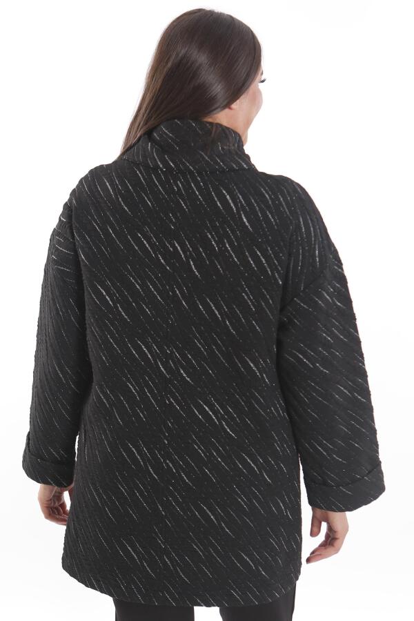 Büyük Beden Dökümlü Yaka Simli ve Cep detaylı Yarım Fermuar Gümüş Ceket - 6