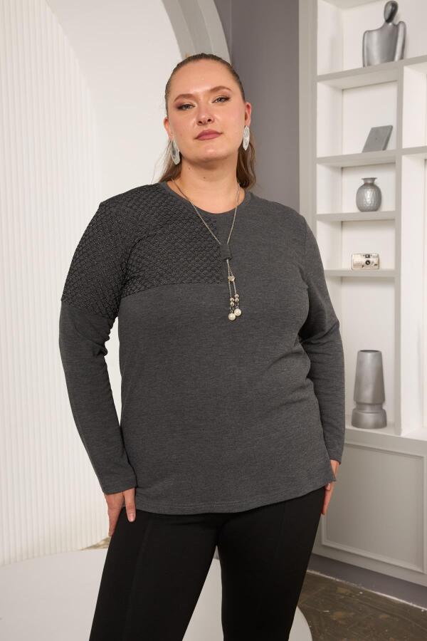 Büyük Beden File ve Kolye Detay Bluz Antrasit - 1
