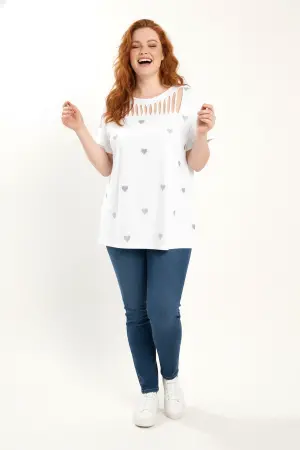Büyük Beden İşlemeli Kalp Detaylı T shirt - Shape of You (1)