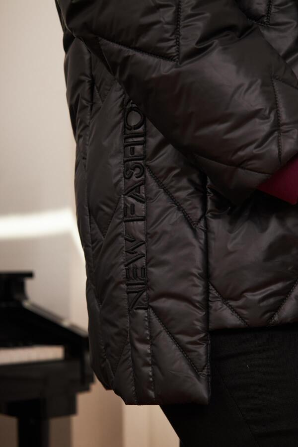 Büyük Beden Kapüşonlu Kapitone Şişme Mont Siyah - 13