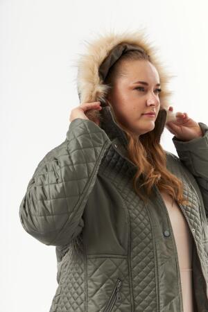 Büyük Beden Kapüşonlu Şişme Mont Haki - 11