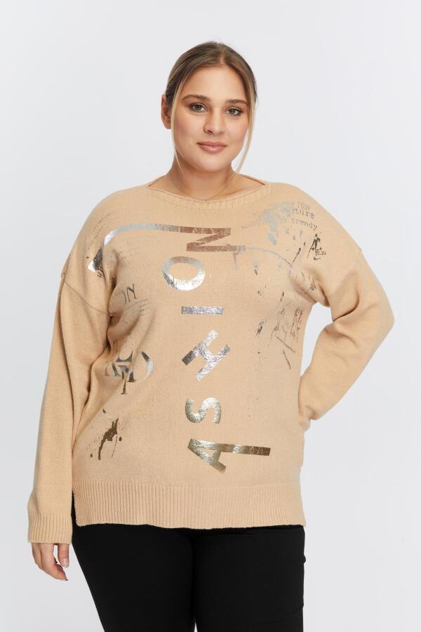 Büyük Beden Kayık Yaka Kaşmir Karışımlı Baskılı Triko Vizon - 1