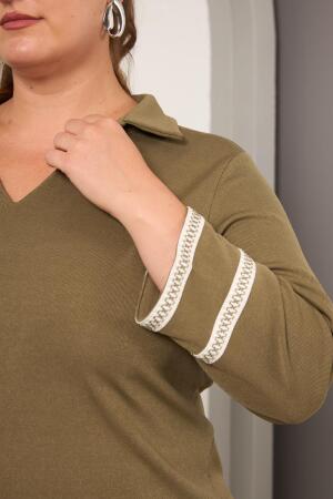 Büyük Beden Kol Nakış Detay Örme Bluz Haki - 4