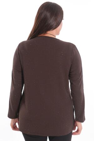 Büyük Beden Kolu Deri Şerit Detaylı Kendinden Taşlı Kahverengi Bluz - 6