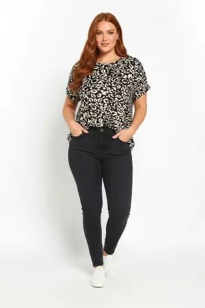 Büyük Beden Kuş Gözü Detaylı Leopar Desenli T-shirt - 1