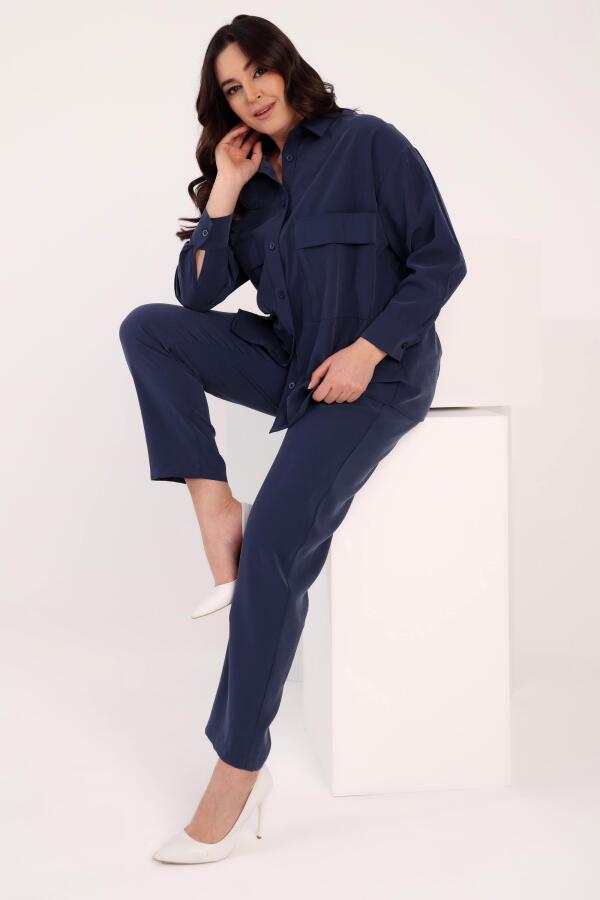 Trend42plus Büyük Beden Oversize Süs Cep Detaylı İndigo Gömlek Pantolon Takım - 4