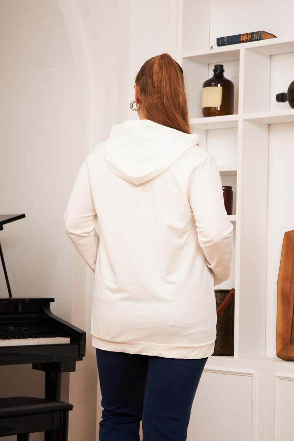 Büyük Beden Taş Baskılı Sweatshirt Ekru - 7