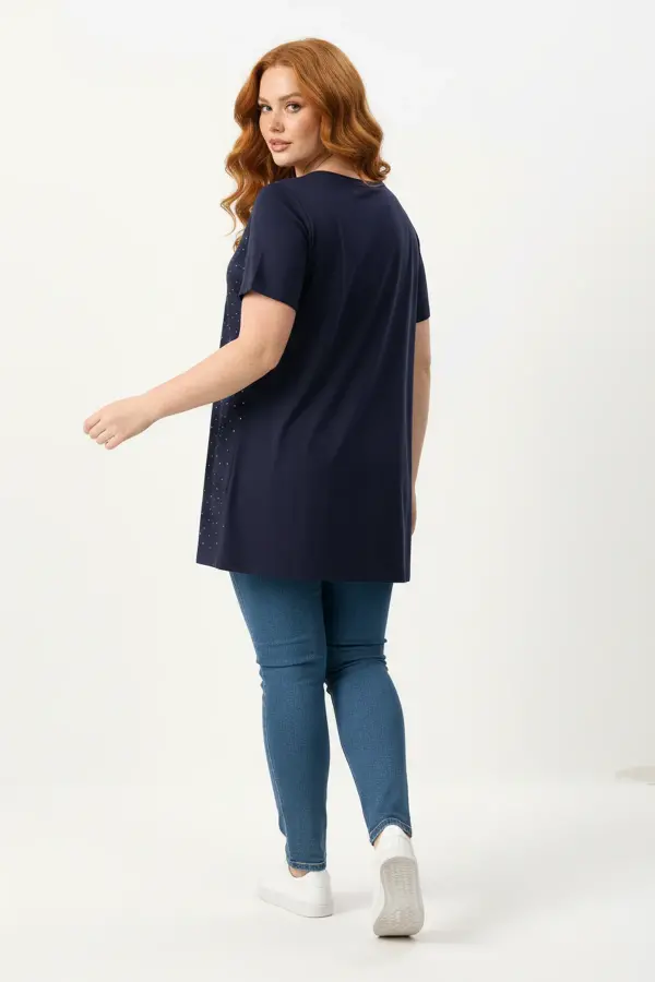 Büyük Beden Taş Detaylı Kısa Kollu Lacivert T-shirt - 3