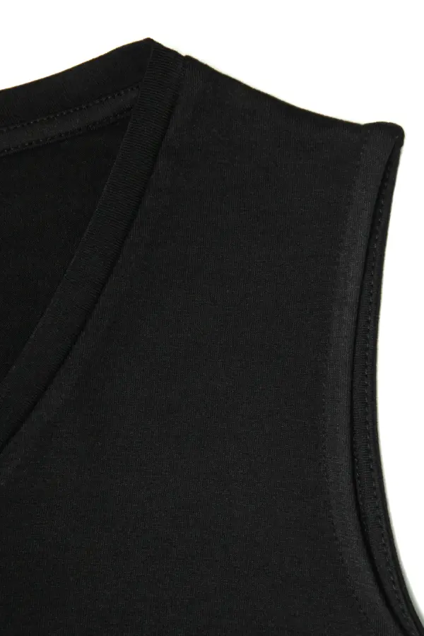 Büyük Beden V Yaka Kolsuz Bluz - 6